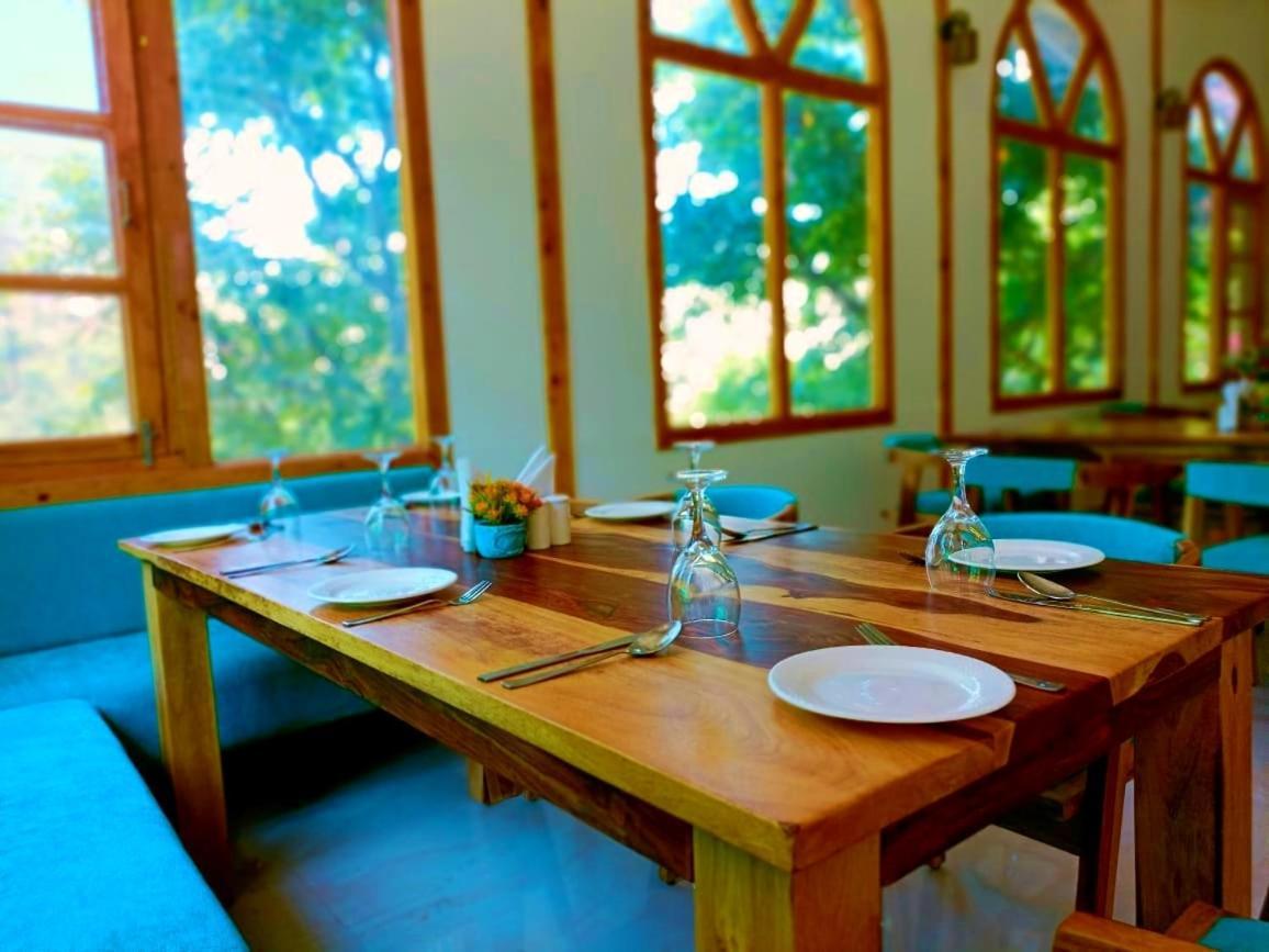 Aaroham Resort, Shimla Zewnętrze zdjęcie